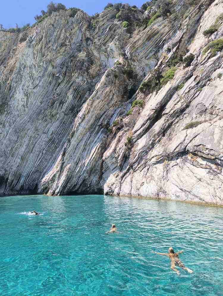8.CAYAsail_Destinations_2